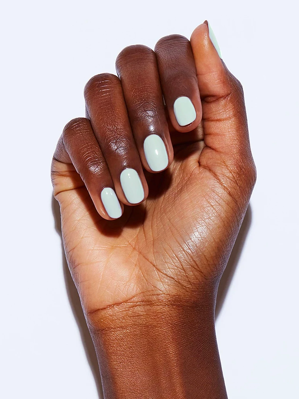 Light pastel green with blue undertones, Full coverage, Brush