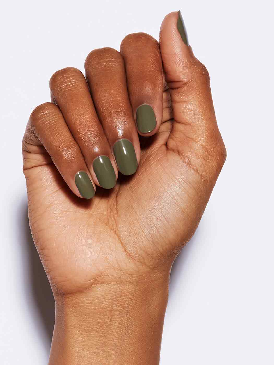 Olive green with yellow undertones, Full coverage, Rich