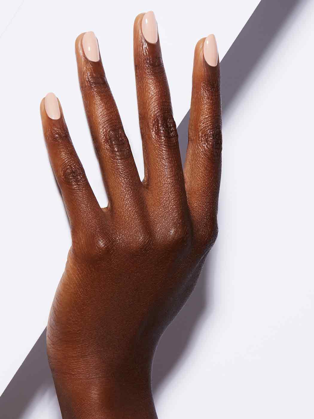 Creamy warm peach nude, Full coverage, Brush