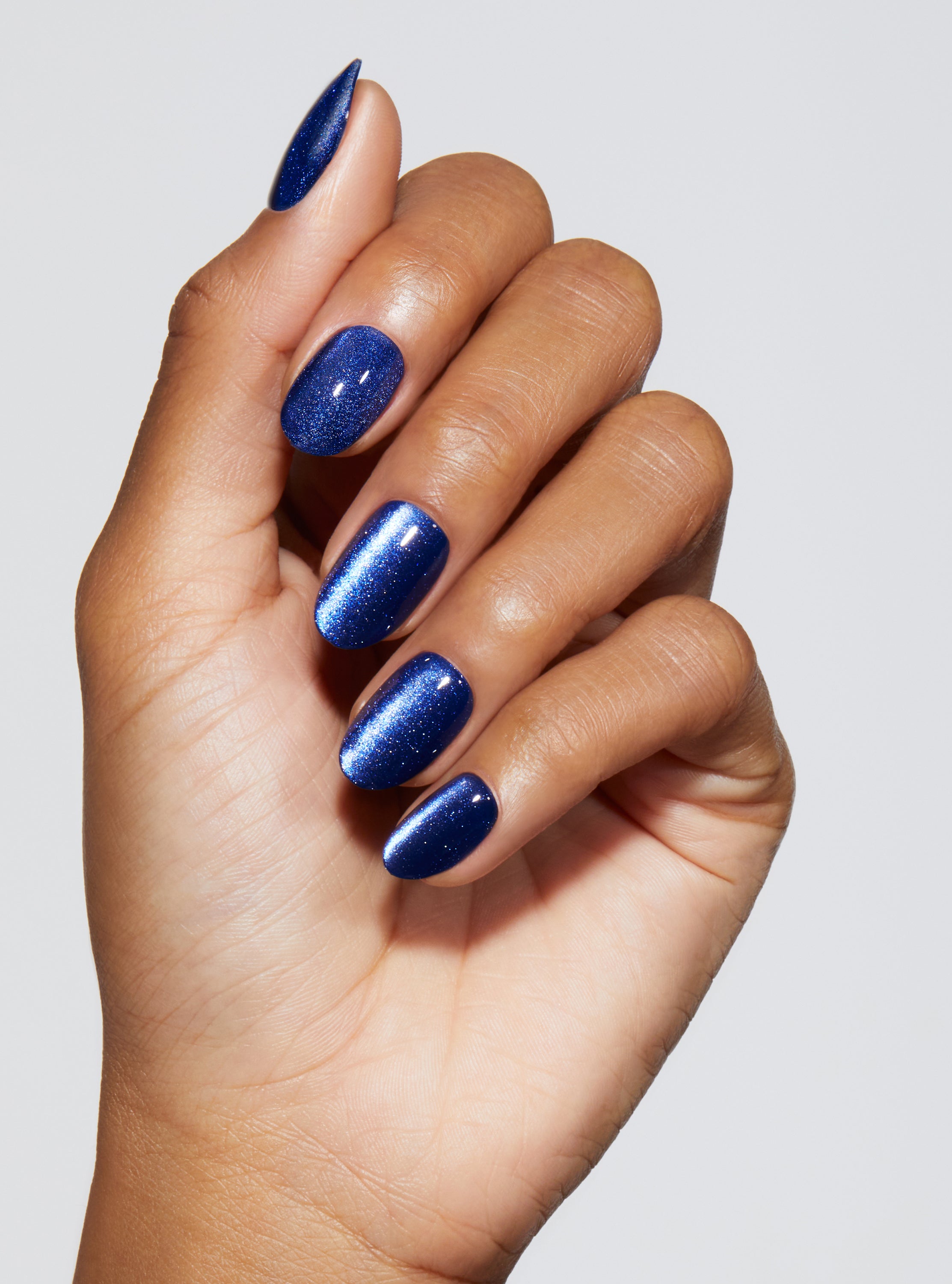 Velvet navy blue nail
