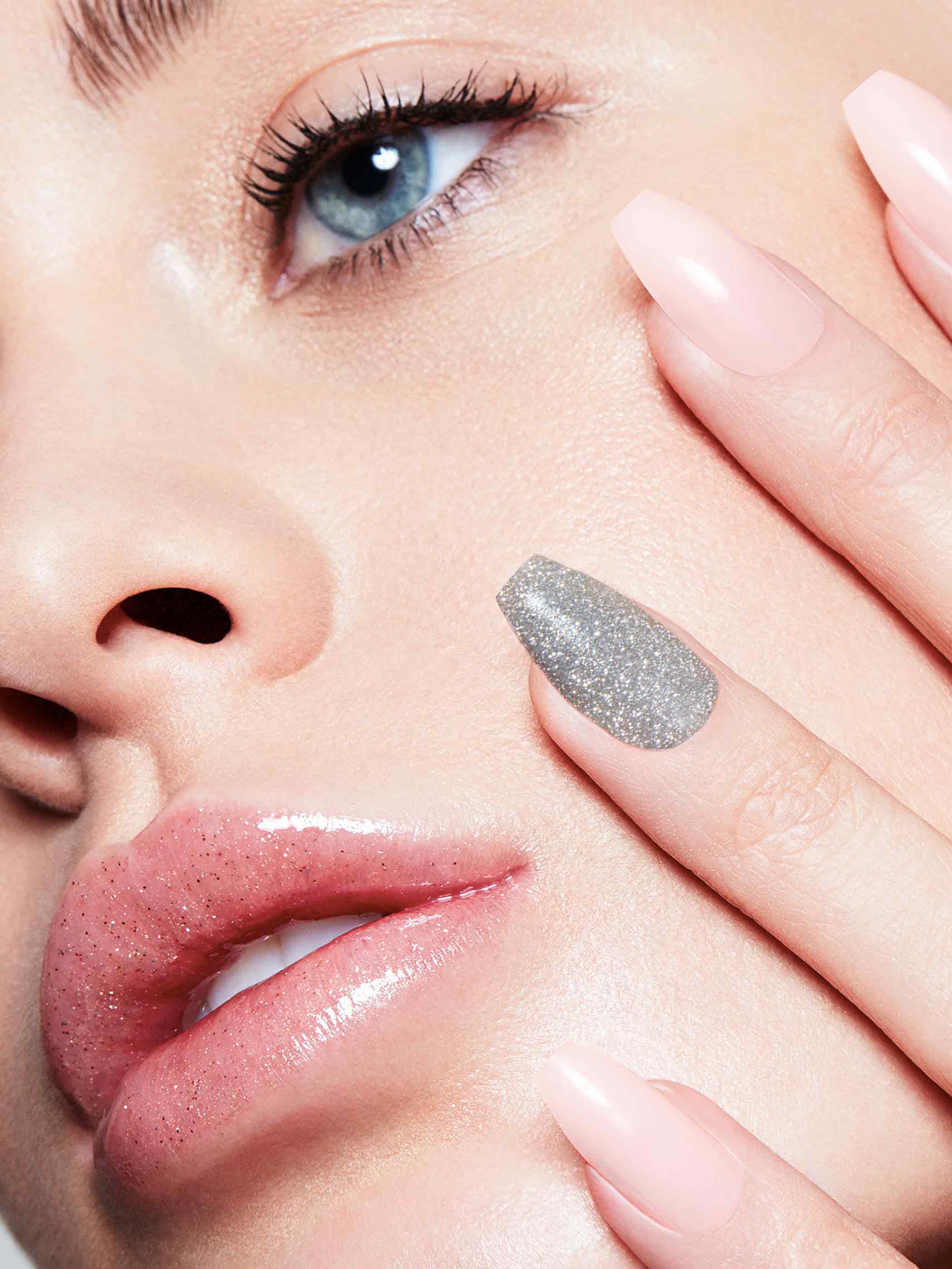 2025 Short Coffin Nails: How Long Do They Last?