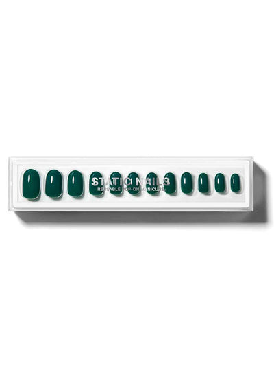 Deep emerald green nail in Round shape,